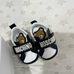 Moschino newborn shoes